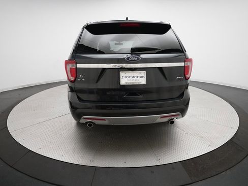 Used 2017 Ford Explorer XLT w/ Equipment Group 202A image 27