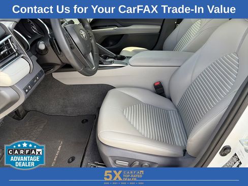 Used 2018 Toyota Camry SE w/ Convenience Package image 27