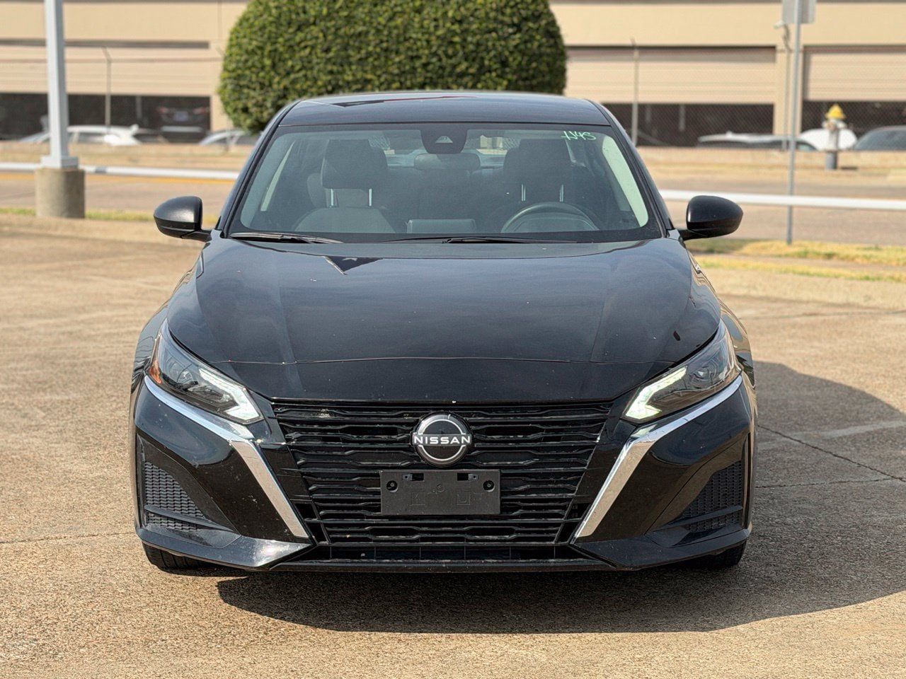 Certified 2025 Nissan Altima 2.5 SV FWD image 2
