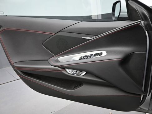 Used 2020 Chevrolet Corvette Stingray Convertible w/ 1LT image 15