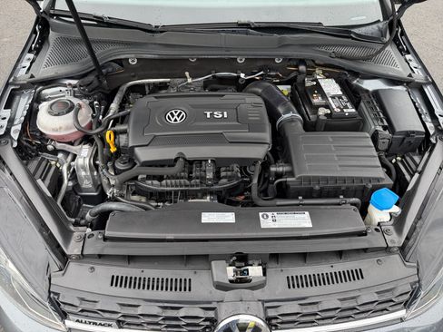 Used 2019 Volkswagen Golf Alltrack SE AWD/4WD image 20