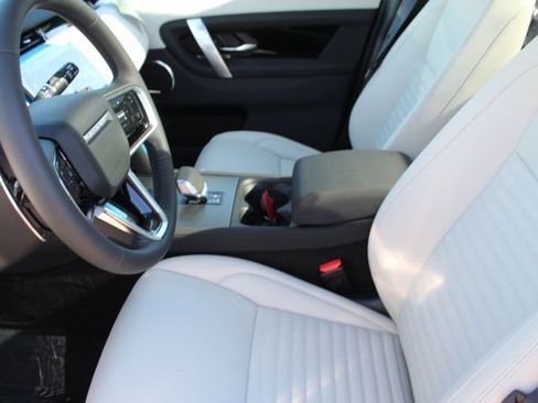 New 2025 Land Rover Discovery Sport S image 18