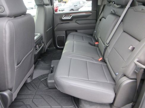 New 2026 Chevrolet Silverado 3500 LT w/ All Star Edition AWD/4WD image 16