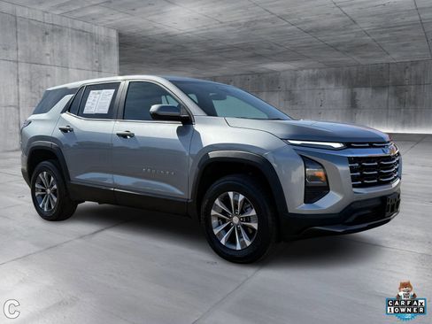 Used 2026 Chevrolet Equinox LT image 7