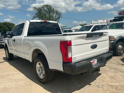 Used 2017 Ford F250 XL w/ Power Equipment Group RWD image 7