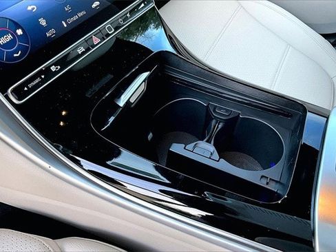 New 2026 Mercedes-Benz C 300 4MATIC Sedan image 10