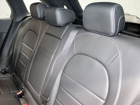 Used 2022 Mercedes-Benz GLC 300 4MATIC image 22