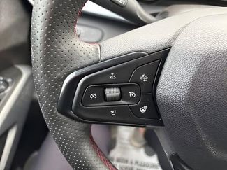 Used 2025 Chevrolet Trax RS w/ Sunroof Package video 3