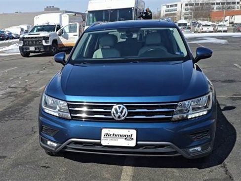 Used 2018 Volkswagen Tiguan SEL image 4