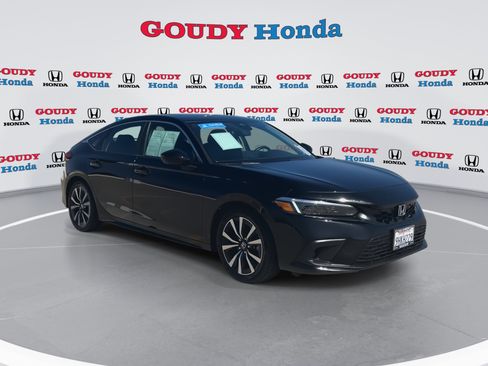 Certified 2023 Honda Civic EX-L image 2