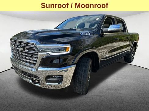 Used 2025 RAM 1500 Limited w/ Trailer Tow Group AWD/4WD image 5