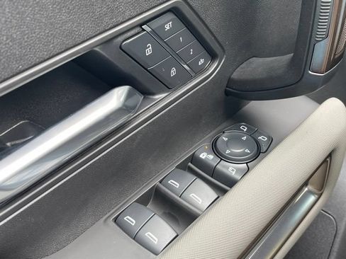New 2025 GMC Hummer EV 2X AWD/4WD image 18