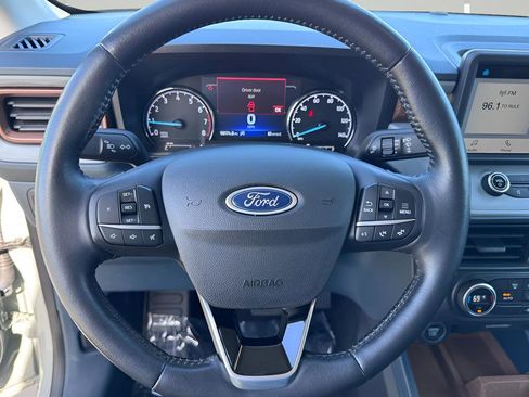 Used 2022 Ford Maverick Lariat FWD image 16