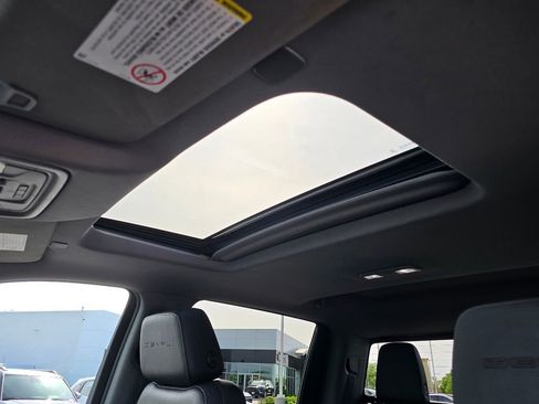 Used 2020 GMC Sierra 2500 Denali w/ Denali Ultimate Package AWD/4WD image 27