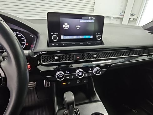 Used 2024 Honda Civic Sport image 13