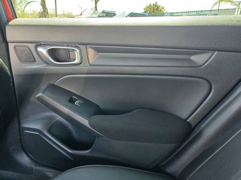 Used 2024 Honda Civic Sport image 11