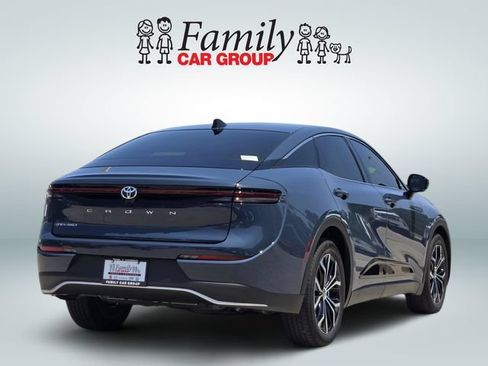 Used 2026 Toyota Crown AWD/4WD image 4