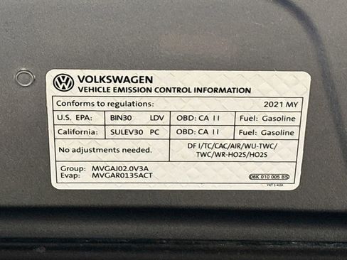 Used 2021 Volkswagen Tiguan SE image 21