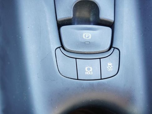 Used 2018 Toyota C-HR XLE image 27