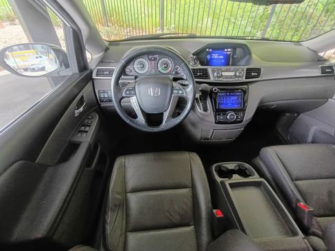 Used 2017 Honda Odyssey EX-L image 25