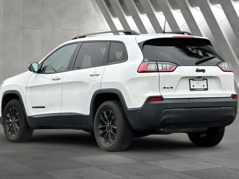 Used 2023 Jeep Cherokee Altitude Lux image 6