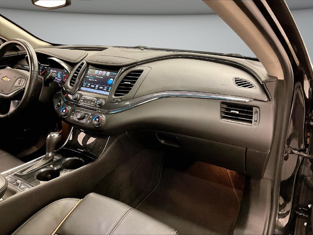 Used 2017 Chevrolet Impala Premier w/ Enhanced Convenience Package FWD image 26