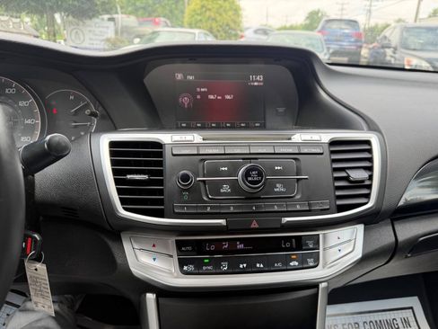 Used 2014 Honda Accord Sport image 14