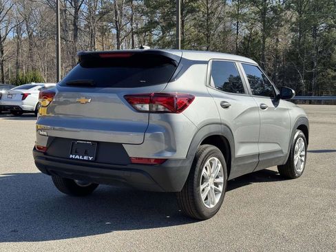 Used 2024 Chevrolet TrailBlazer LS image 21