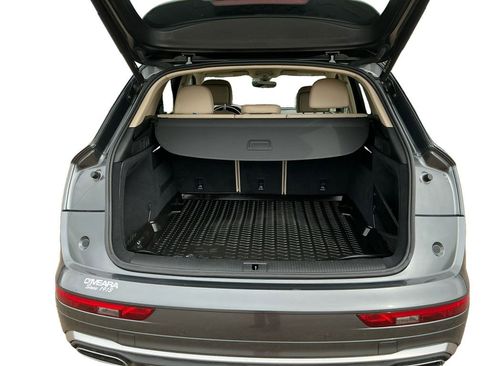 Used 2022 Audi Q5 2.0T Premium w/ Convenience Package image 16