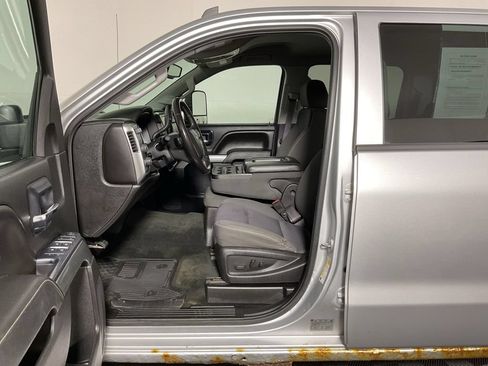 Used 2015 Chevrolet Silverado 2500 LT w/ LT Convenience Package AWD/4WD image 18