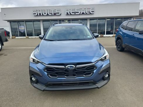Used 2024 Subaru Crosstrek 2.0i Premium image 3