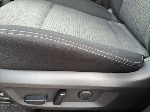 Used 2021 Nissan Rogue SV image 13