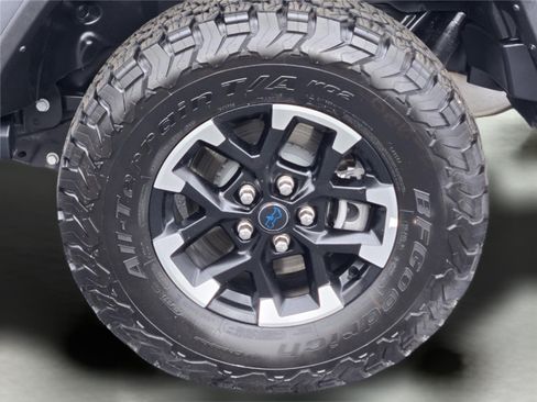 Used 2025 Jeep Wrangler Unlimited Rubicon 4xe w/ Convenience Group AWD/4WD image 9
