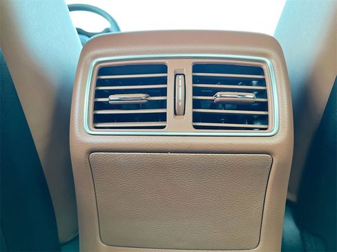 Used 2024 INFINITI Q50 Sensory image 27