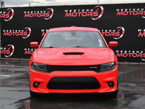 Used 2022 Dodge Charger GT image 2