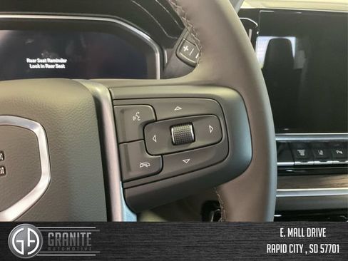 New 2025 GMC Sierra 3500 SLT AWD/4WD image 25