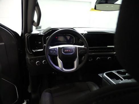 Certified 2024 GMC Sierra 1500 Elevation AWD/4WD image 5