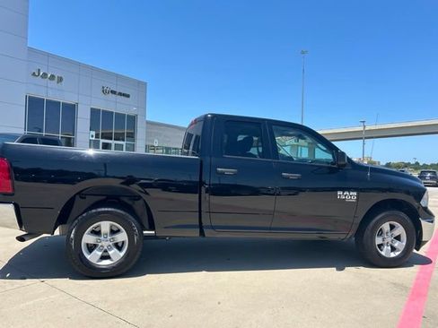 Used 2024 RAM 1500 Classic SLT AWD/4WD image 13