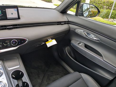 New 2025 Genesis GV70 3.5T Sport image 12