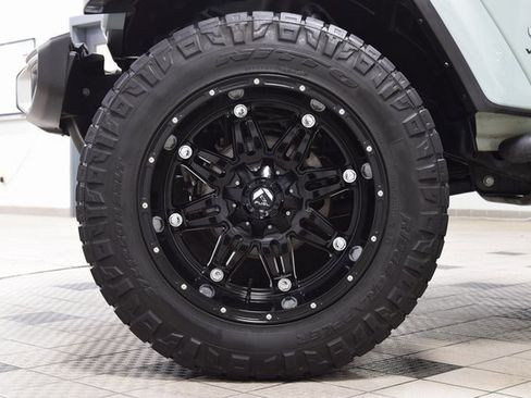 Used 2024 Jeep Wrangler Sahara w/ Technology Group image 28