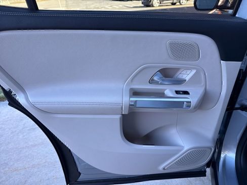 Certified 2026 Mercedes-Benz GLB 250 4MATIC image 21