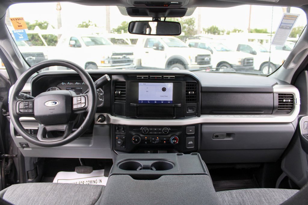 Used 2023 Ford F250 XLT AWD/4WD image 23