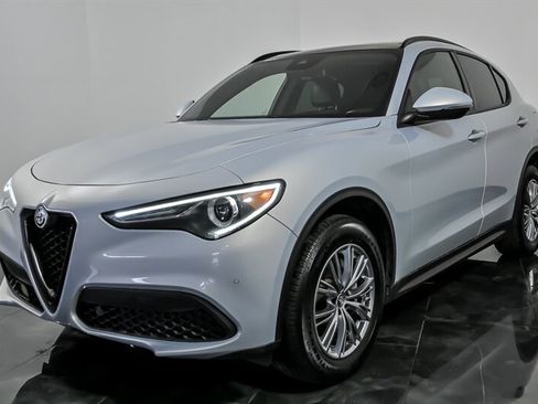 Used 2022 Alfa Romeo Stelvio Sprint AWD/4WD image 5