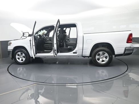 Used 2025 RAM 1500 Big Horn AWD/4WD image 69