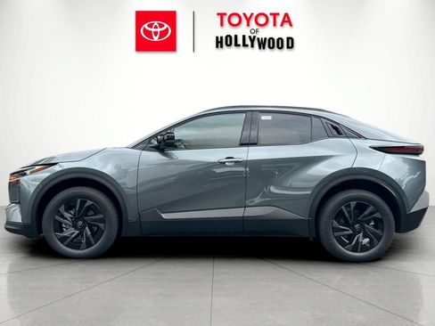 New 2026 Toyota C-HR AWD/4WD image 9