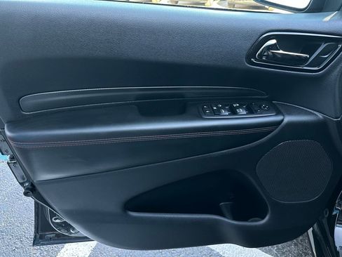 Used 2023 Dodge Durango GT RWD image 11