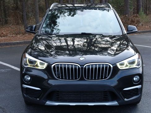 Used 2017 BMW X1 xDrive28i w/ Premium Package image 8