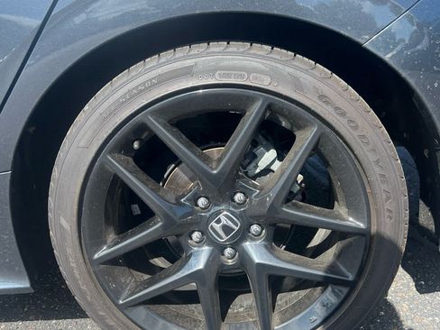 Used 2024 Honda Civic Sport image 3