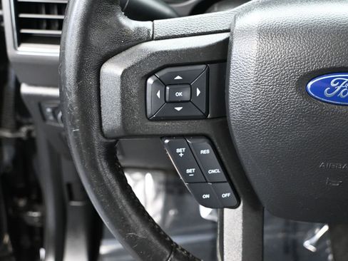 Used 2018 Ford F150 XLT w/ Equipment Group 302A Luxury AWD/4WD image 30