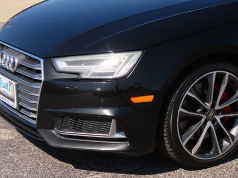 Used 2018 Audi S4 Premium Plus image 3